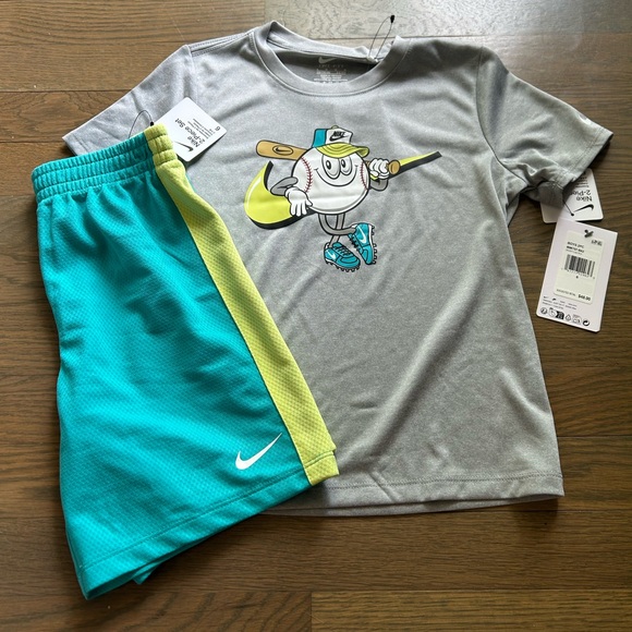 Nike Other - NWT Nike Boys Set size 6